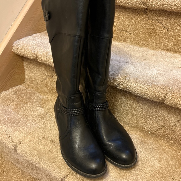 Reiker Boots with Fleece Lining - Picture 2 of 8